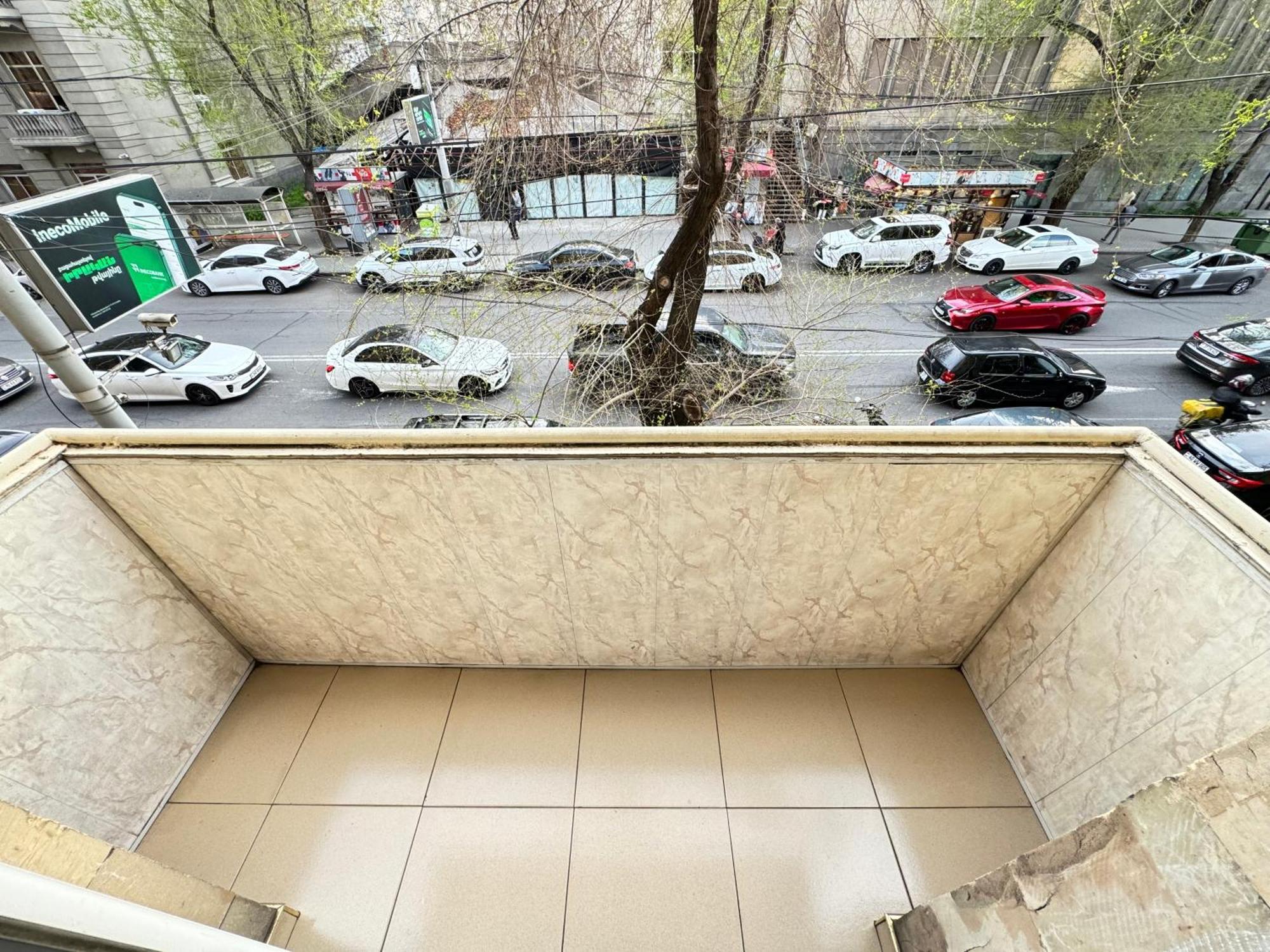 City Center Apartments On Tumanyan Street Ереван Екстериор снимка
